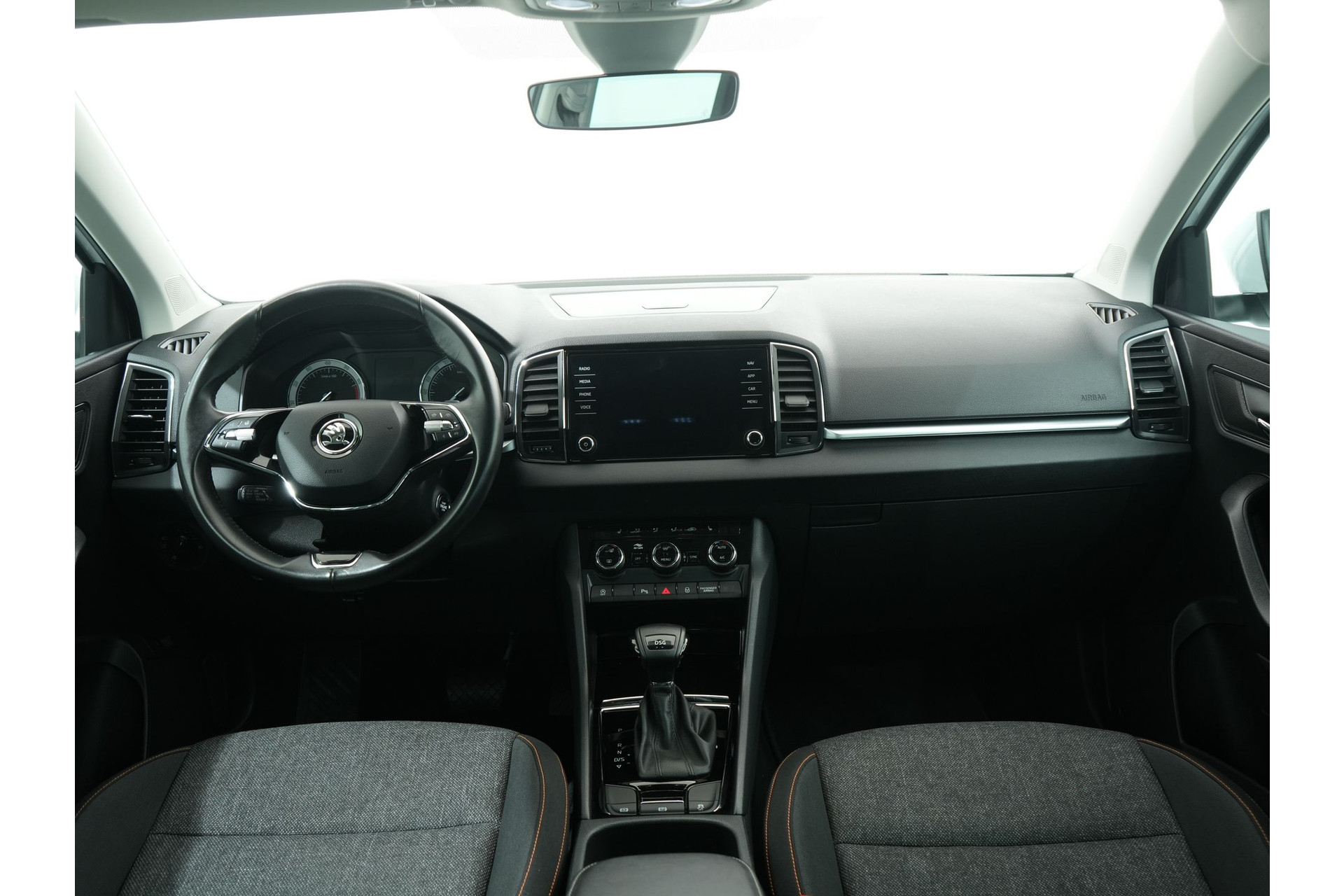 Škoda Karoq 1.5 TSI ACT 150PK STYLE DSG 48857803-1.jpg | Hvauto.nl