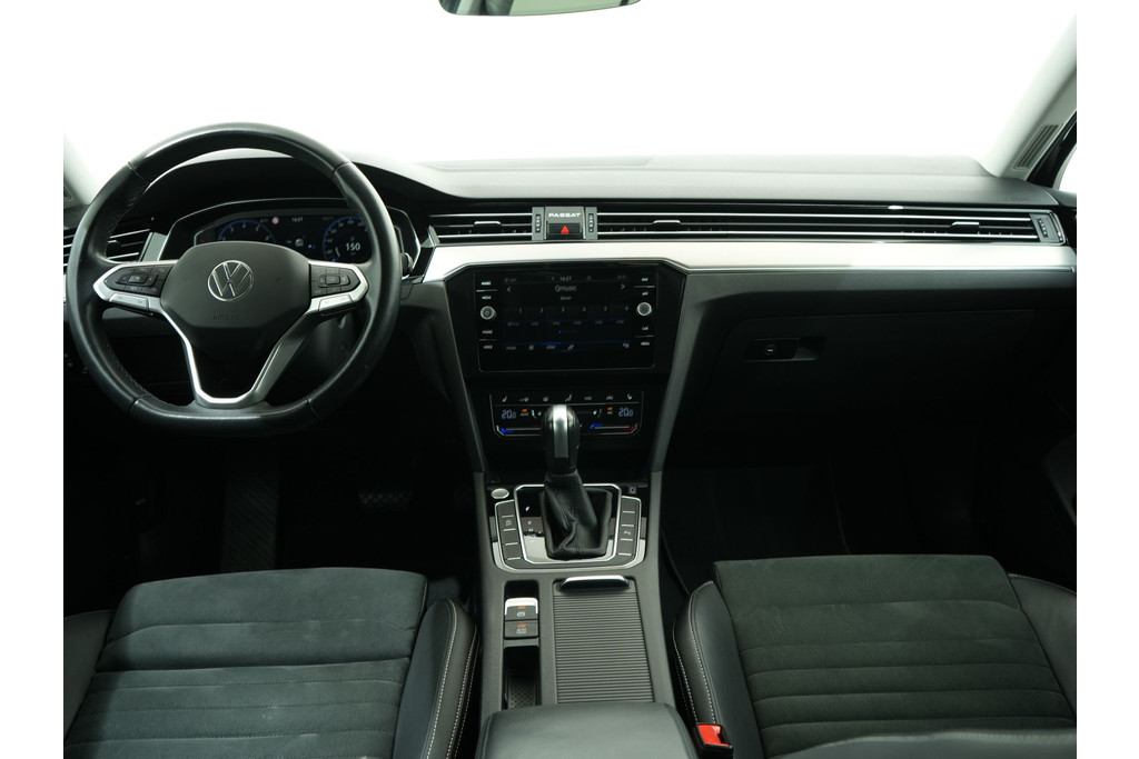 Volkswagen Passat Variant 1.5 TSI 150PK ELEGANCE DSG 54203047-1.jpg | Hvauto.nl