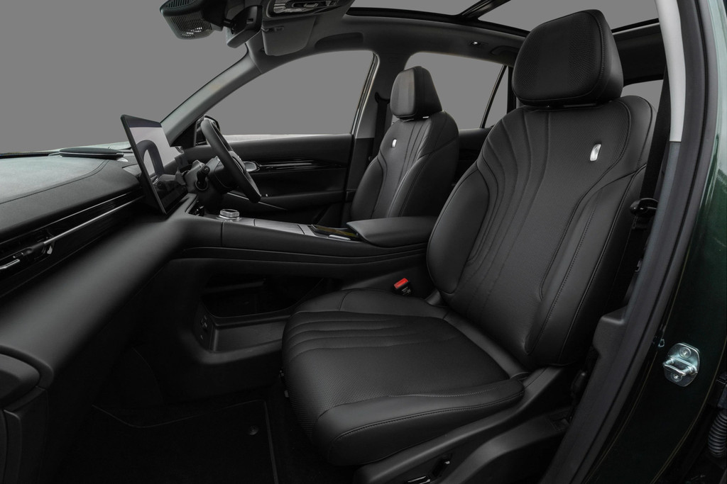 Geely Starray EM-i 1.5 MAX+ LONG RANGE 29,8 KWH 54580260-1.jpg | Hvauto.nl