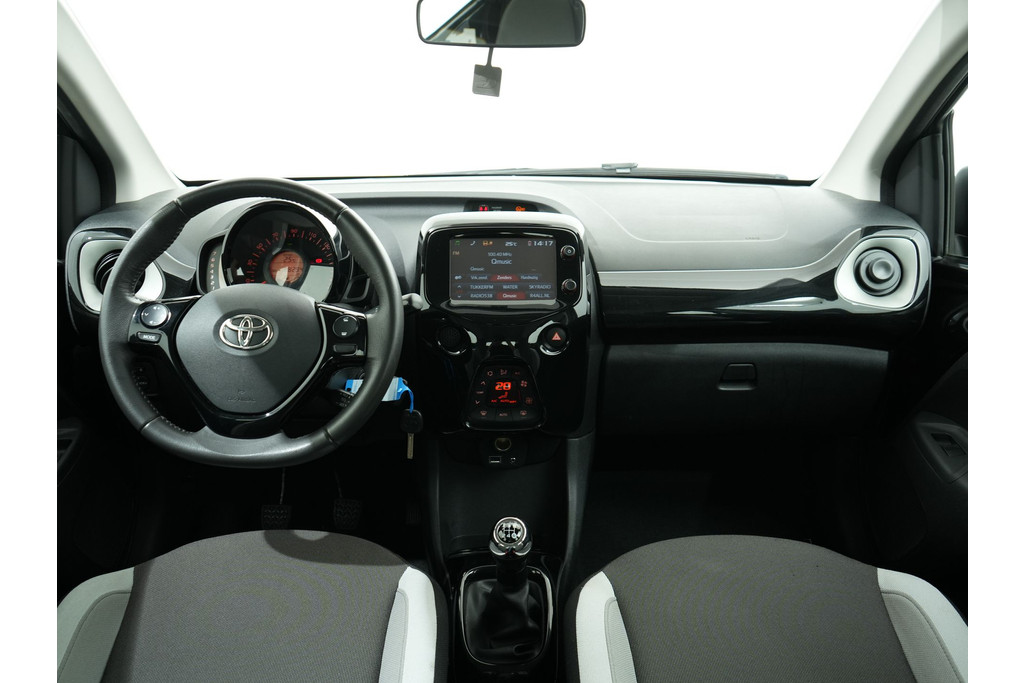 Toyota Aygo 1.0 VVT-I X-PLAY 55457159-1.jpg | Hvauto.nl