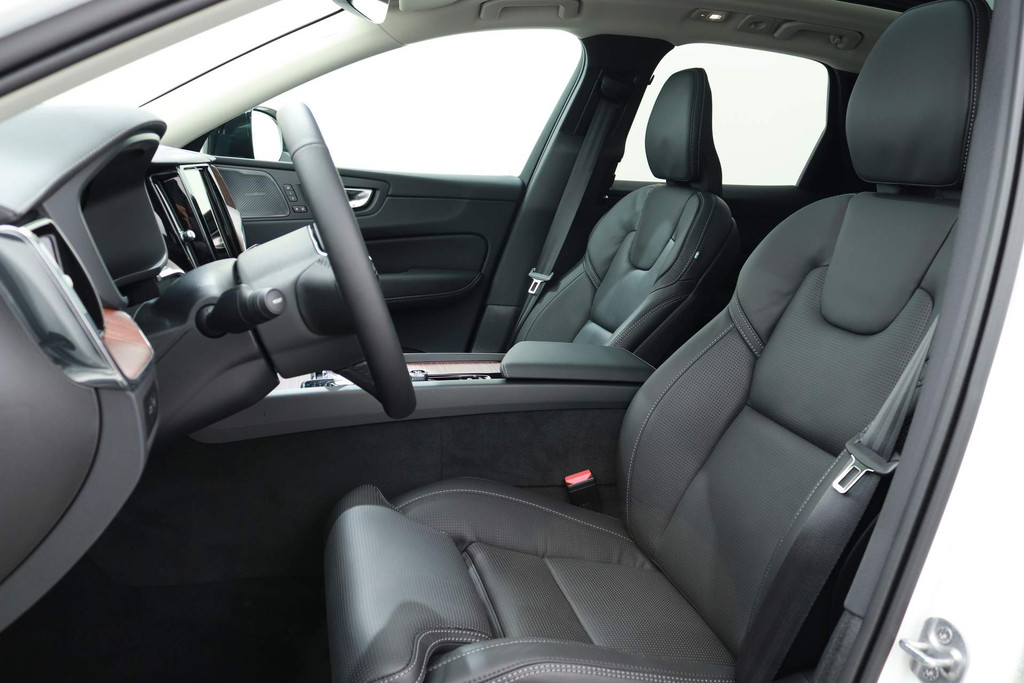 Volvo XC60 2.0 RECHARGE T8 455PK AWD ULTRA DARK AUT8 56575849-1.jpg | Hvauto.nl